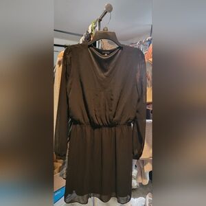Express dress size M